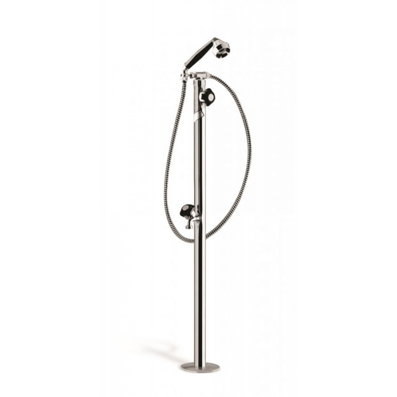 Duchas para piscinas y jardín